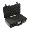 Peli Air Case 1525, Schwarz, geöffnet, mit Schaumstoff