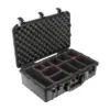 Peli Air Case 1555, Schwarz, geöffnet, mit TrekPak-Trennsystem