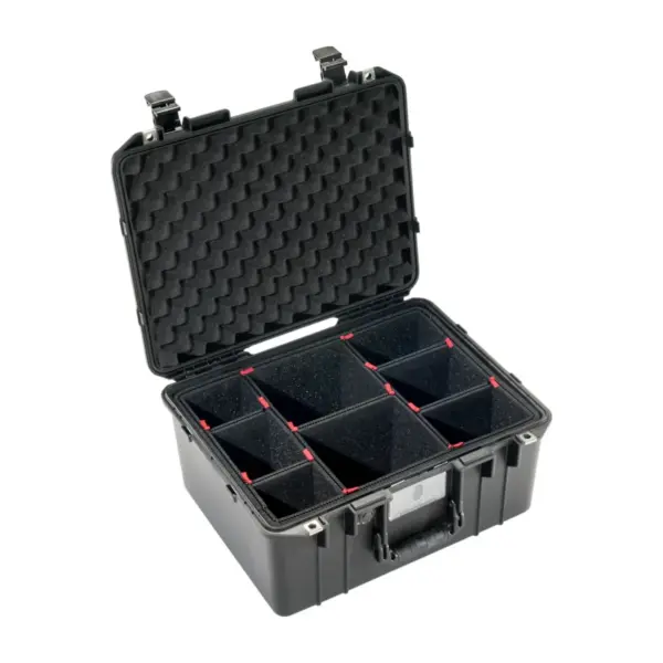 Peli Air Case 1557, Schwarz, geöffnet, mit TrekPak-Trennsystem