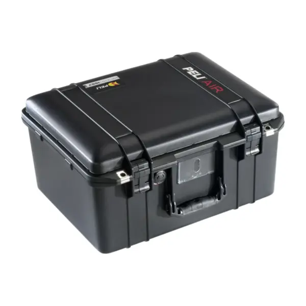 Peli Air Case 1557, Schwarz, geschlossen