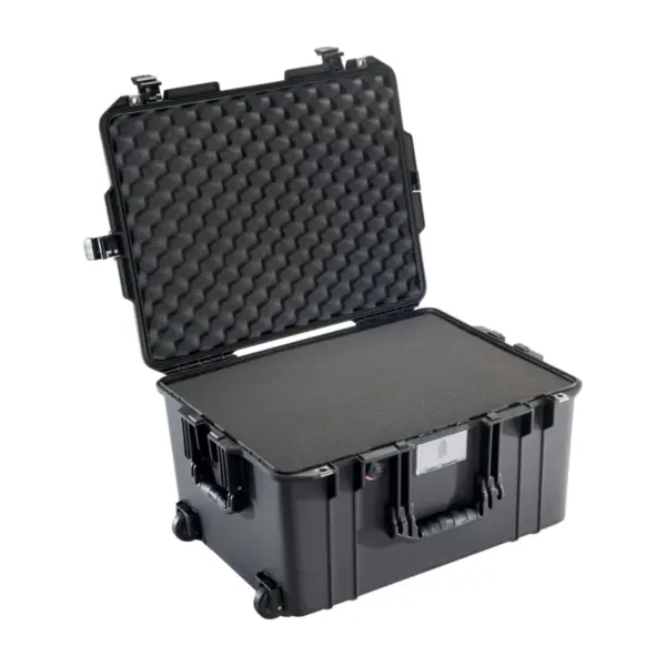 Peli Air Case 1607, Schwarz, geöffnet, mit Schaumstoff