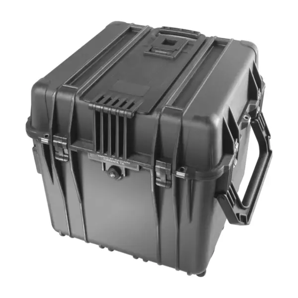 Peli Protector Case 0340, Schwarz, geschlossen