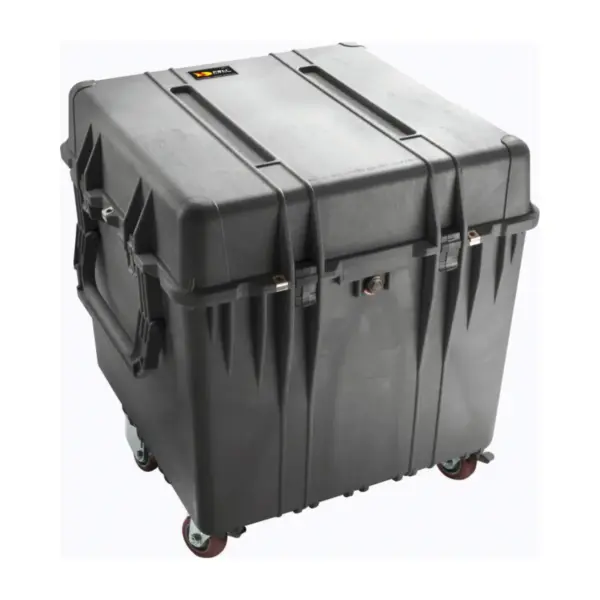 Peli Protector Case 0370, Schwarz, geschlossen