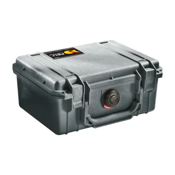Peli Protector Case 1120, Schwarz, geschlossen