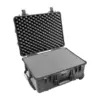 Peli Protector Case 1560, Schwarz, geöffnet, mit Schaumstoff