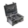 Peli Protector Case 1560, Schwarz, geöffnet, mit Schaumstoff und Laptopfach