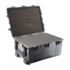 Peli Protector Case 1630, Schwarz, geöffnet, mit Schaumstoff