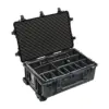 Peli Protector Case 1650, Schwarz, geöffnet, mit gepolsterten Trennwänden