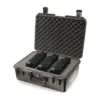 Peli Storm Case iM2600, Schwarz, geöffnet, mit Schaumstoff und eingelegten Geräten